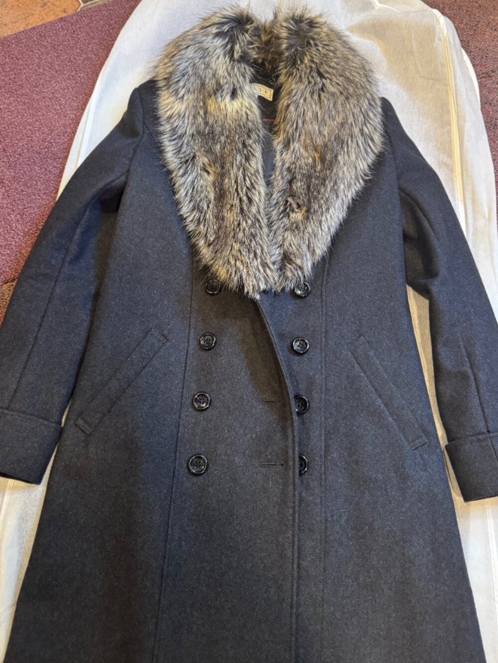 Coat - Picture 4 of 4